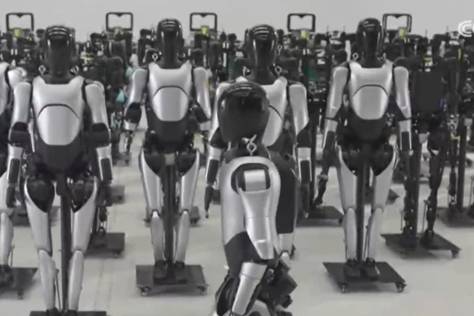 央视报道！揭秘球盟会机器人量产超级工厂